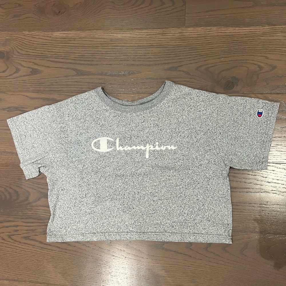 Cropped Champion Tee